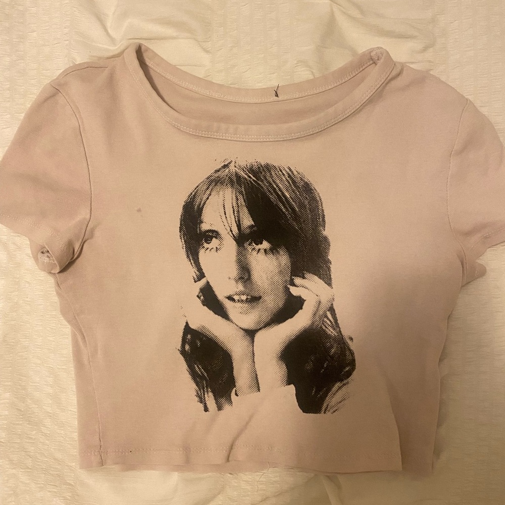 Shelley Duvall Graphic Tee Screenprinted Crop Top in Lilac